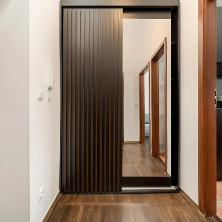 Ruska By Renters *